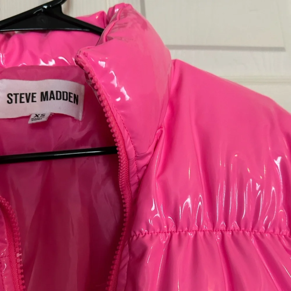 NWOT Steve Madden Women XS Puffer Jacket HOT PINK - Picture 8 of 10